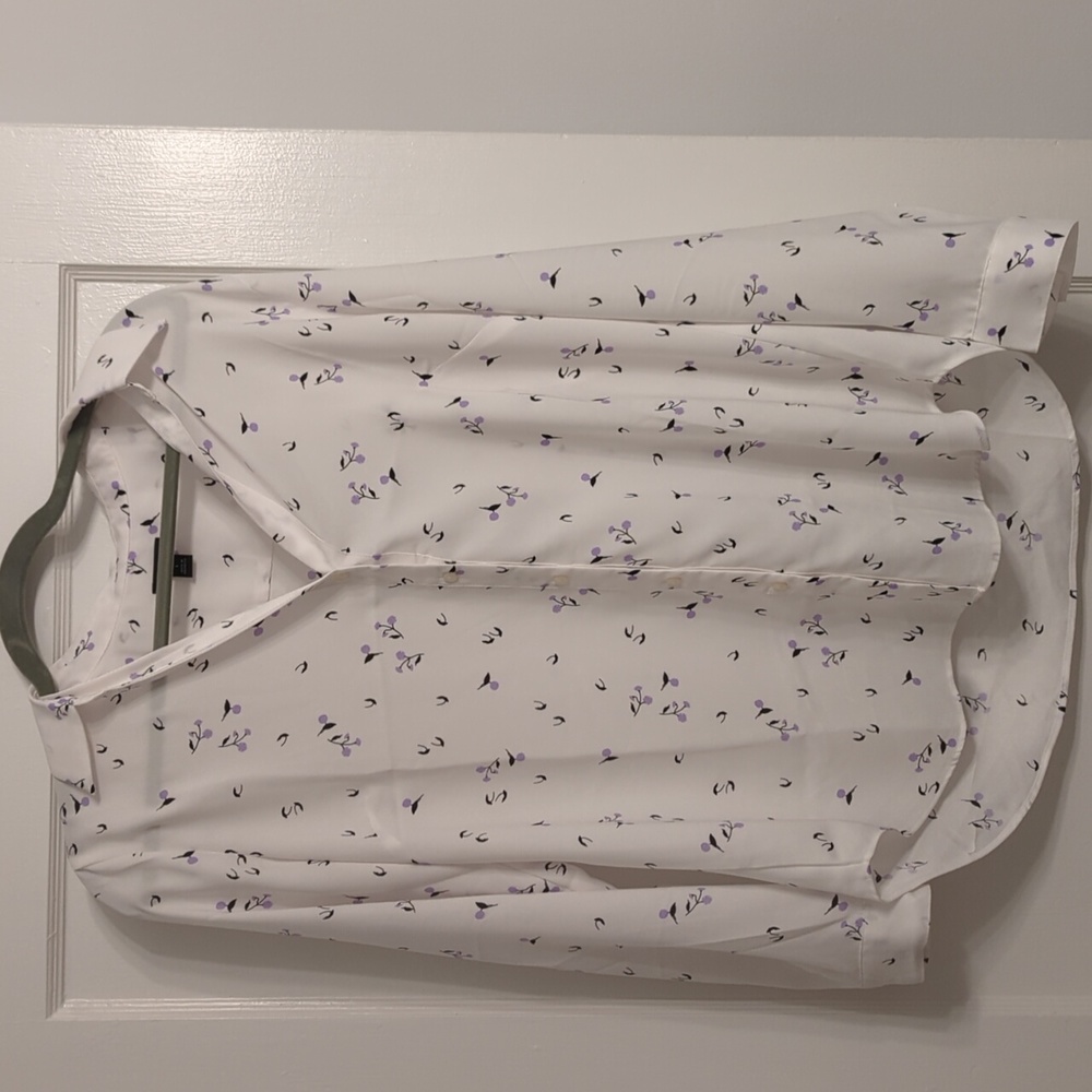 Ann Taylor floral blouse